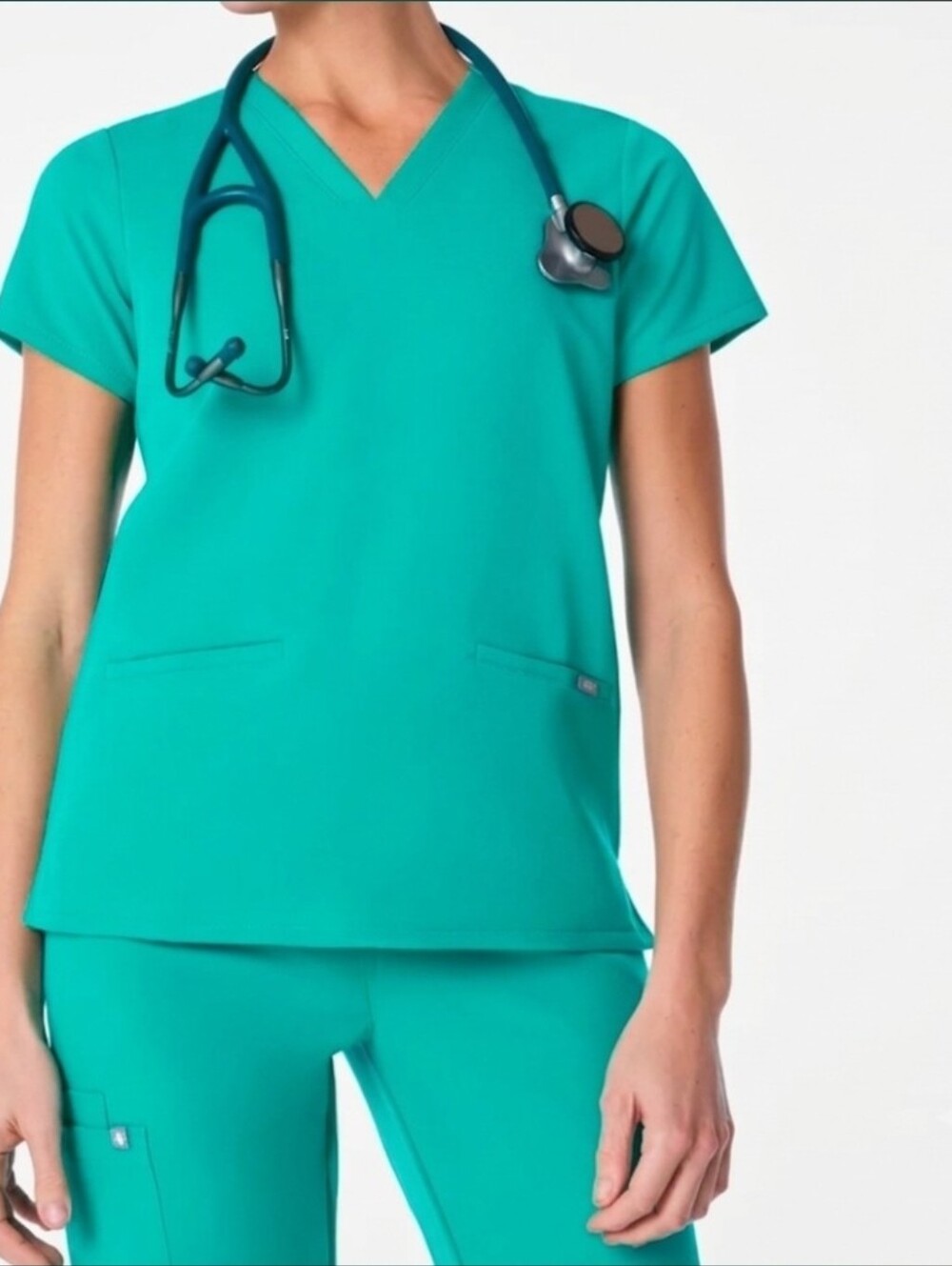FIGS Women Top Technical Collection Two-Pocket V-Neck Scrub Top Size Medoum